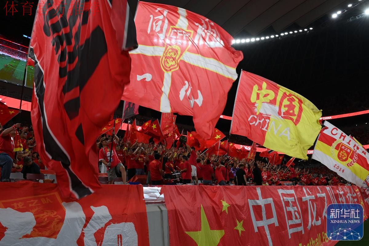 六战全胜未失一球 中国U13选拔队勇夺“梦想杯” 冠军